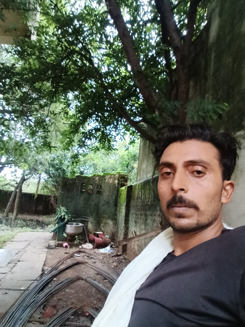 Navi ahmed